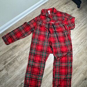 Wondershop Red Plaid Sleepwear Set